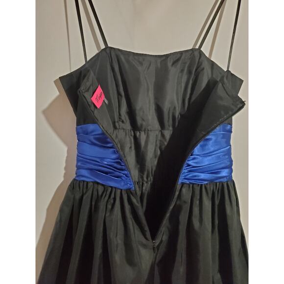 Vtg Y2K Morgan & Co Beaded Fairy Grunge Whimsigoth Fit & Flare Dress Sz 1/2 Prom - Picture 8 of 15